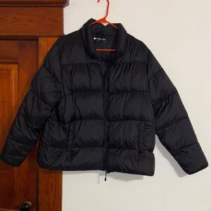 Elegant Black Puffer Jacket